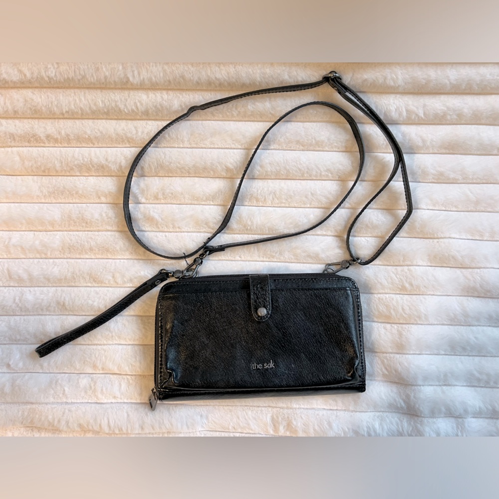 The Sak cross body wallet